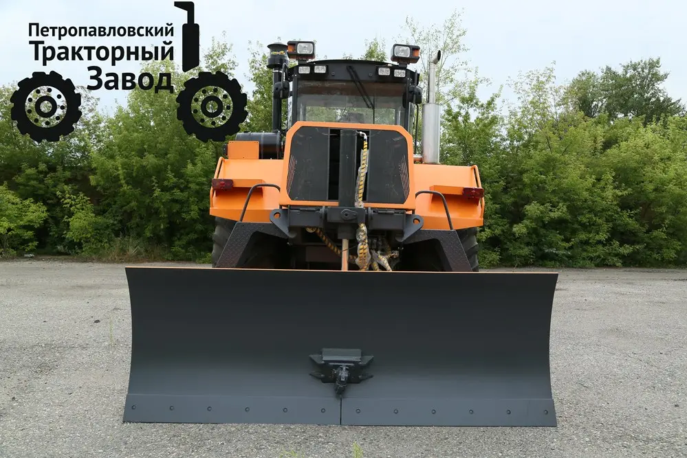 Бульдозер колесный универсальный с многофункциональным бульдозерным оборудованием